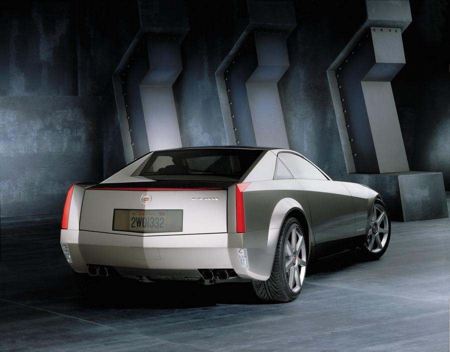  Cadillac Evoq Concept 1999 года  (фото 19 из 41)